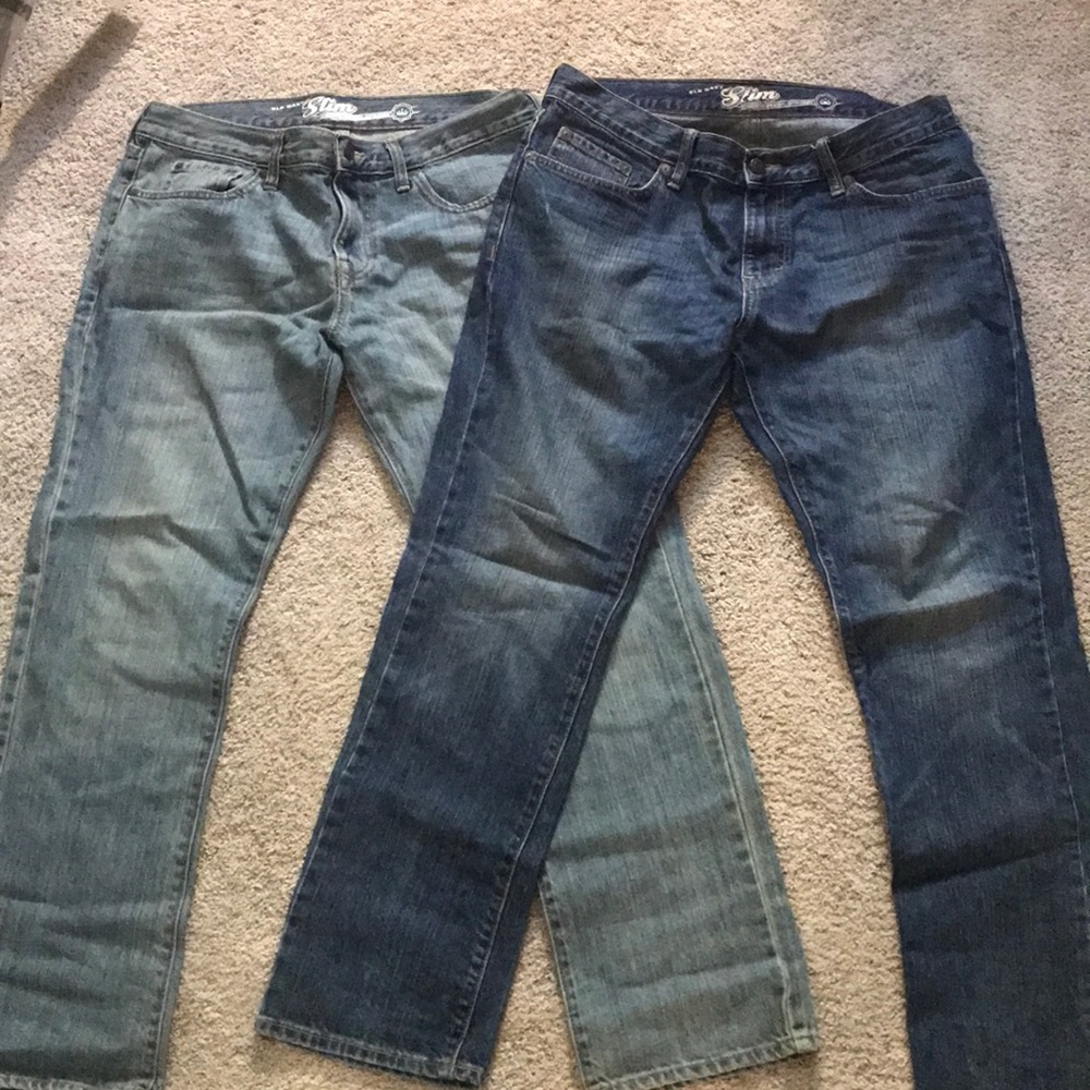 2 pairs of men’s skinny jeans